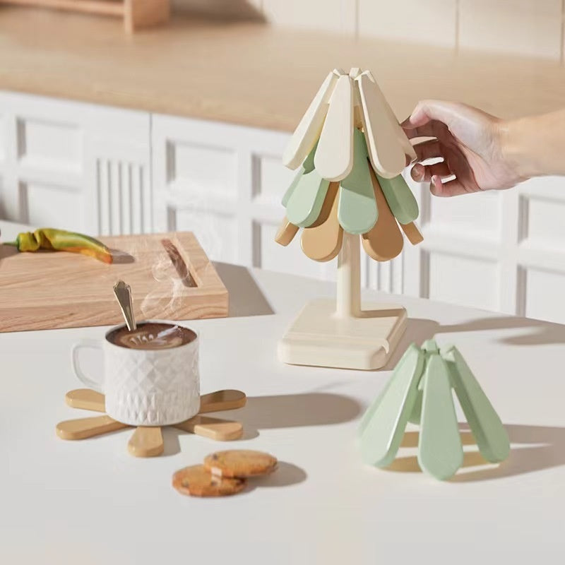 Tree-Shaped Silicone Placemats – 4pc Heat-Resistant Set for Halloween & Fall Tables