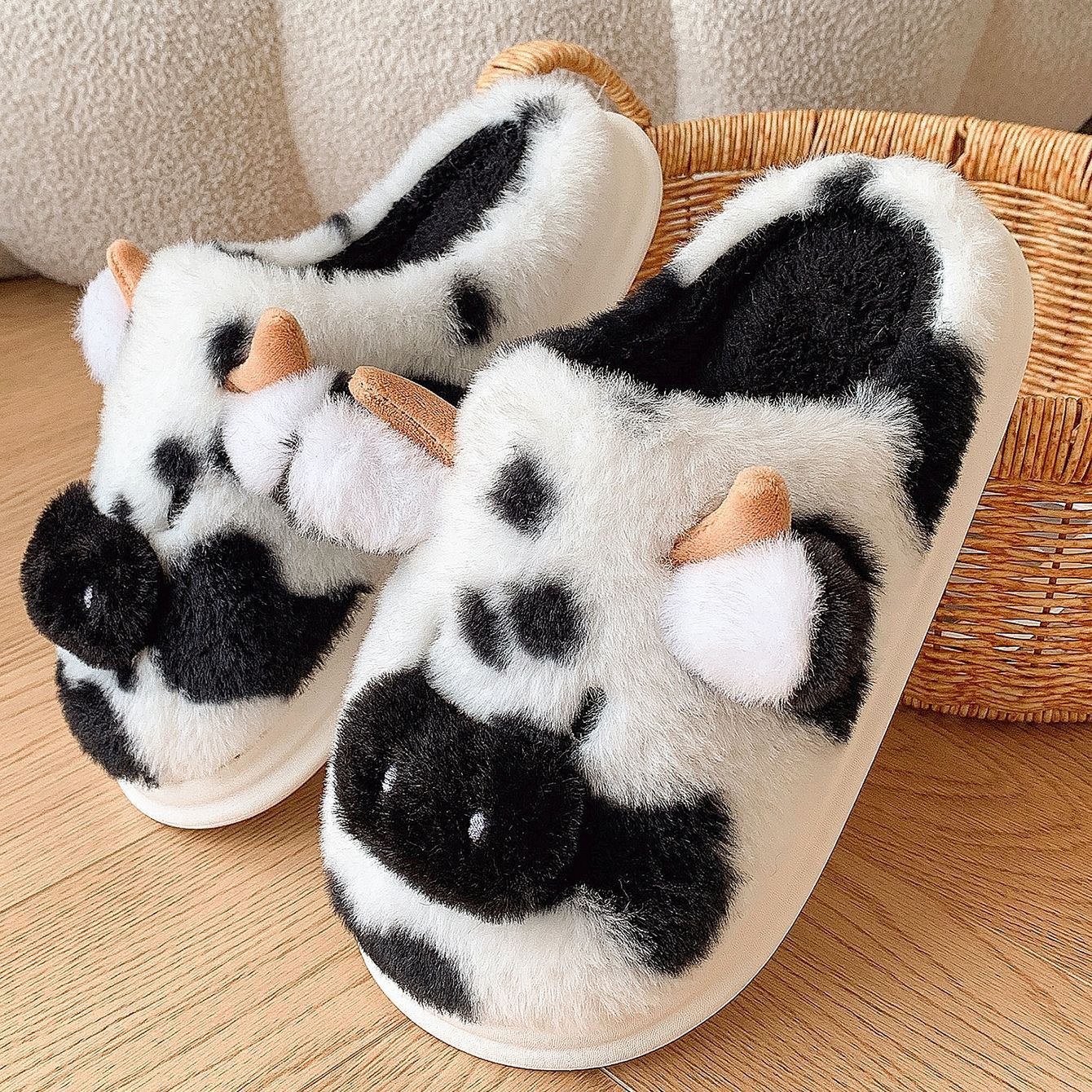 Cute Cow Plush Slippers – Warm, Fuzzy, Non-Slip Indoor Shoes for Winter Comfort